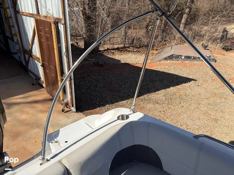 Slide: The Image of Hurricane SS 201 2019 - 16237496