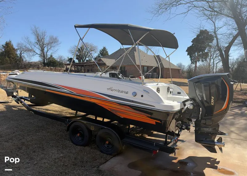 Slide: The Image of Hurricane SS 201 2019 - 16237428