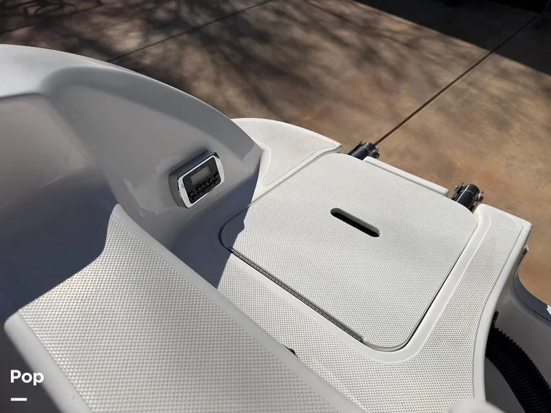 Slide: The Image of Hurricane SS 201 2019 - 16237501