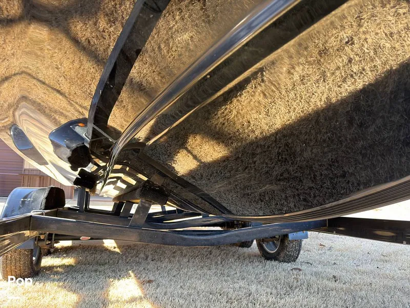 Slide: The Image of Hurricane SS 201 2019 - 16237511