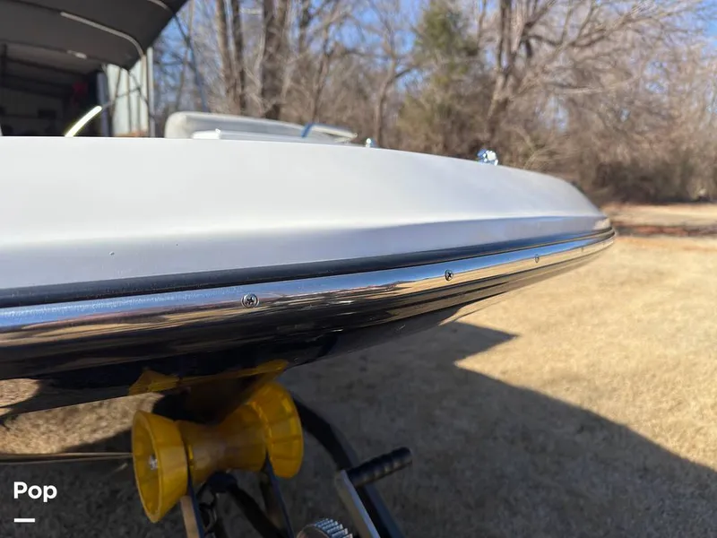 Slide: The Image of Hurricane SS 201 2019 - 16237514