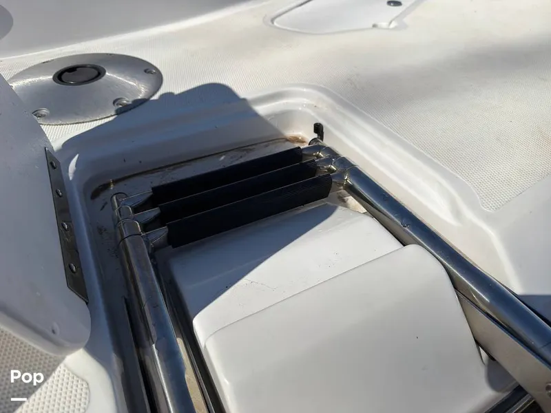 Slide: The Image of Hurricane SS 201 2019 - 16237516