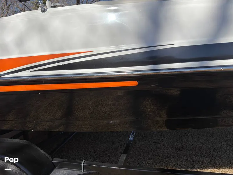 Slide: The Image of Hurricane SS 201 2019 - 16237520