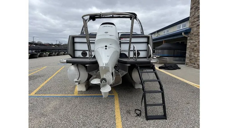 Slide: The Image of Crest Continental 250 SLC 2024 - 16810070