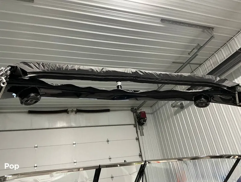 Slide: The Image of Crest Continental 250 SLC 2024 - 16239806