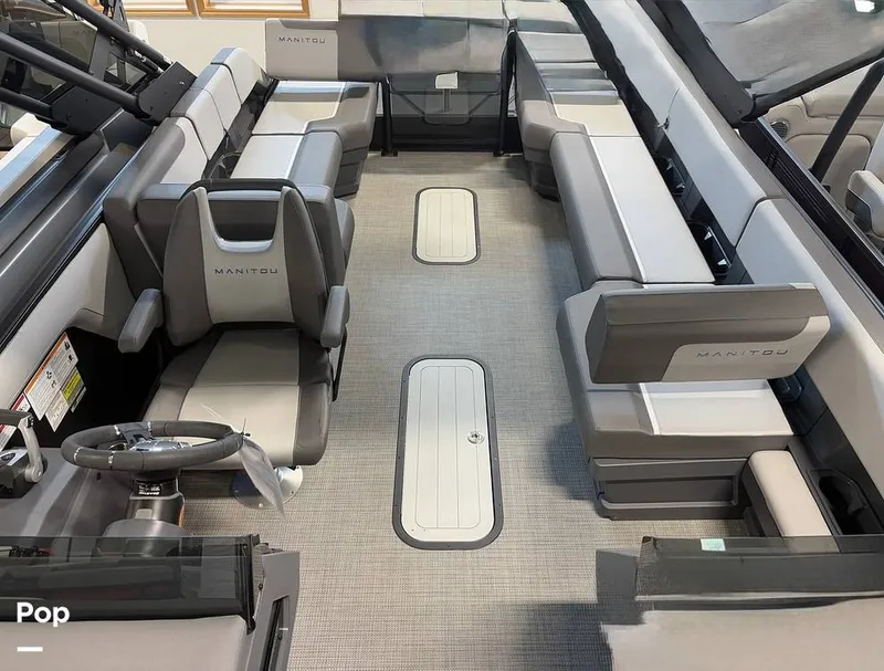 Slide: The Image of Manitou 22 Cruise Switchback 2024 - 16240081