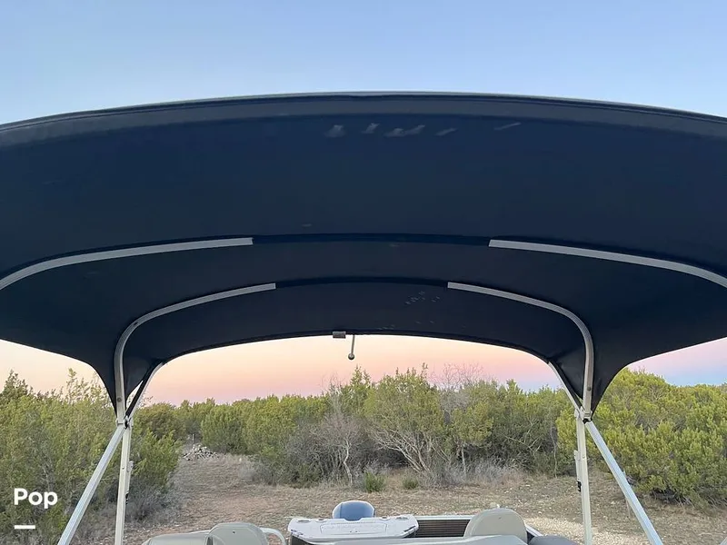 Slide: The Image of Bennington 22SSX 2021 - 16280097