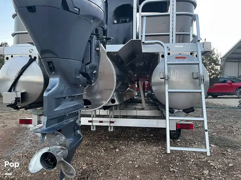 Slide: The Image of Bennington 22SSX 2021 - 16280107