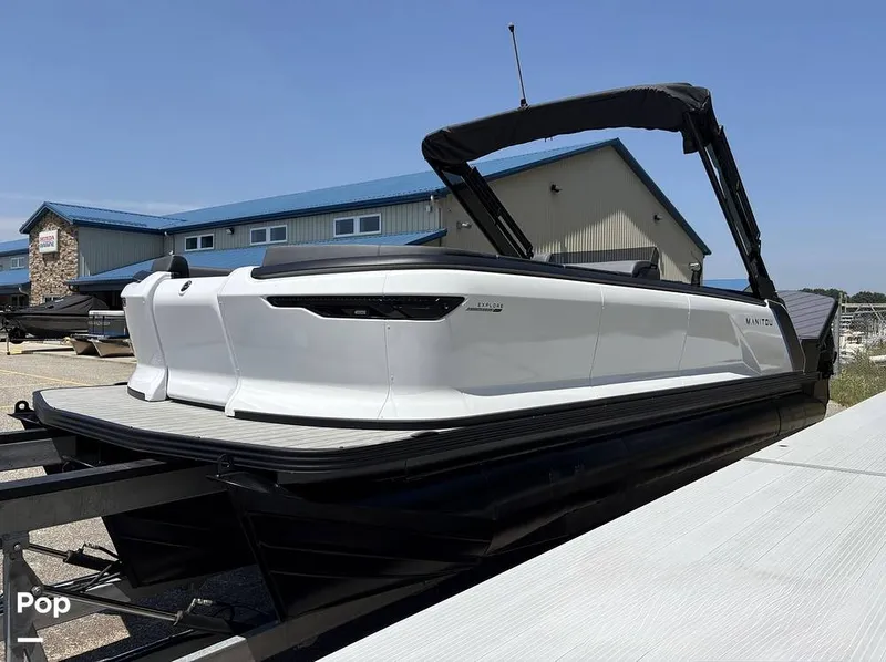 Slide: The Image of Manitou Explore 24 Max Switchback 2024 - 16240115