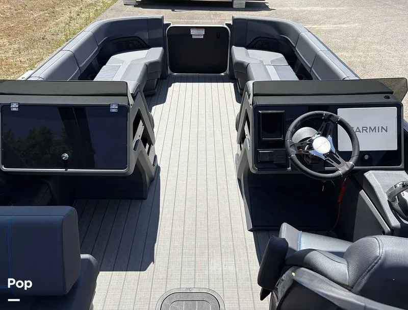 Slide: The Image of Manitou Explore 24 Max Switchback 2024 - 16240107