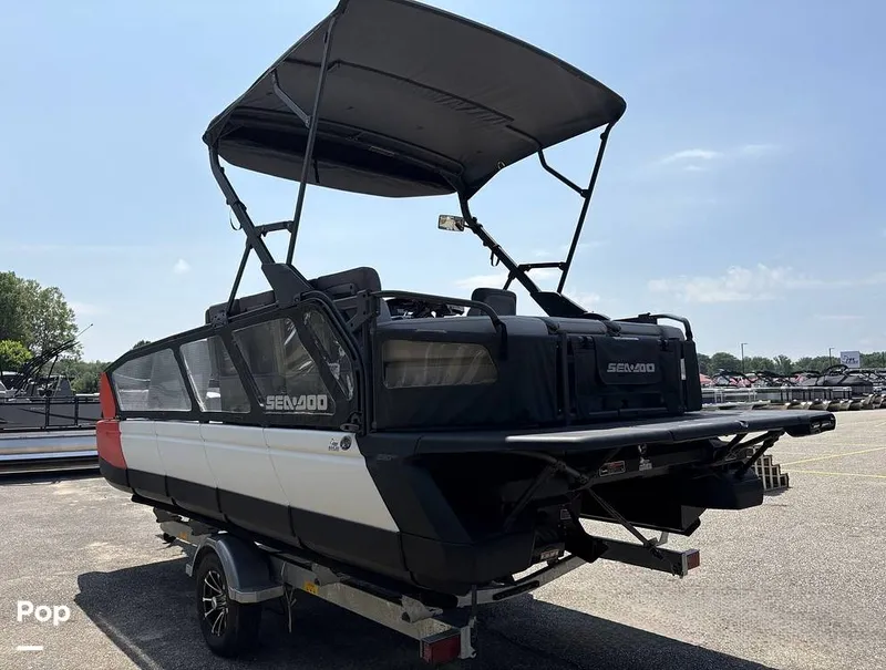 Slide: The Image of Sea-Doo Switch Sport 21 2024 - 16240125