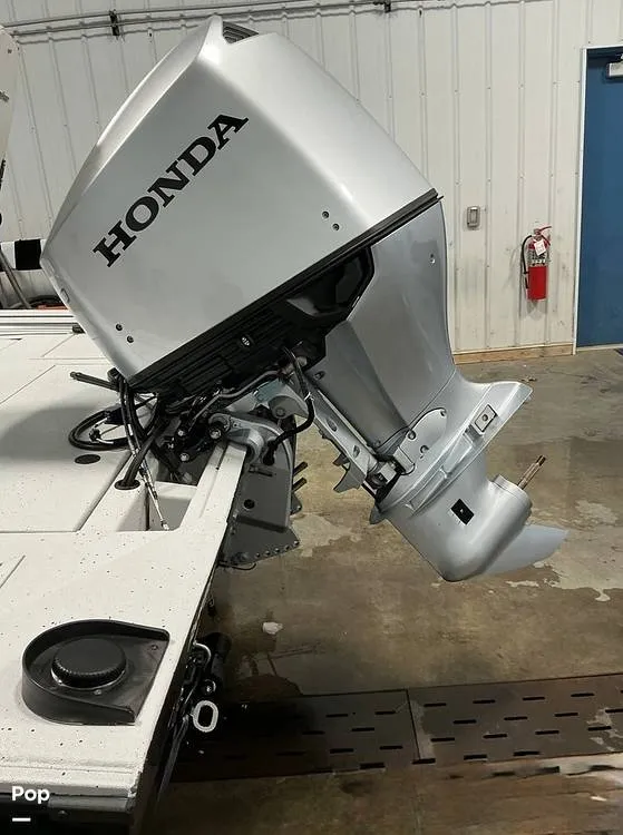 Slide: The Image of Polar Kraft Bay 210 CC 2023 - 16240781