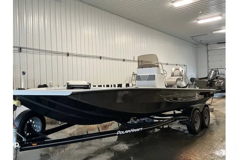 Slide: The Image of Polar Kraft Bay 210 CC 2023 - 16240776