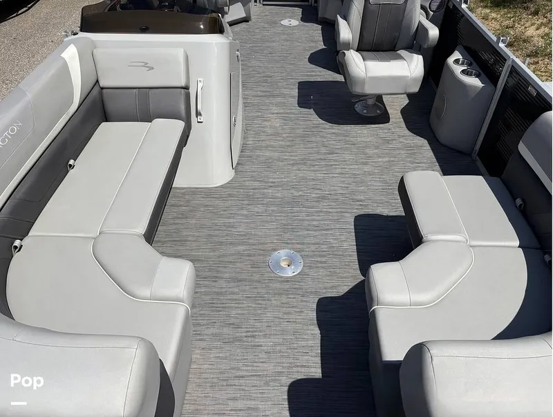 Slide: The Image of Bennington 21 SXSR 2023 - 16236989