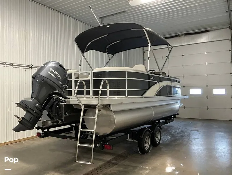 Slide: The Image of Bennington 21 SXSR 2023 - 16236983