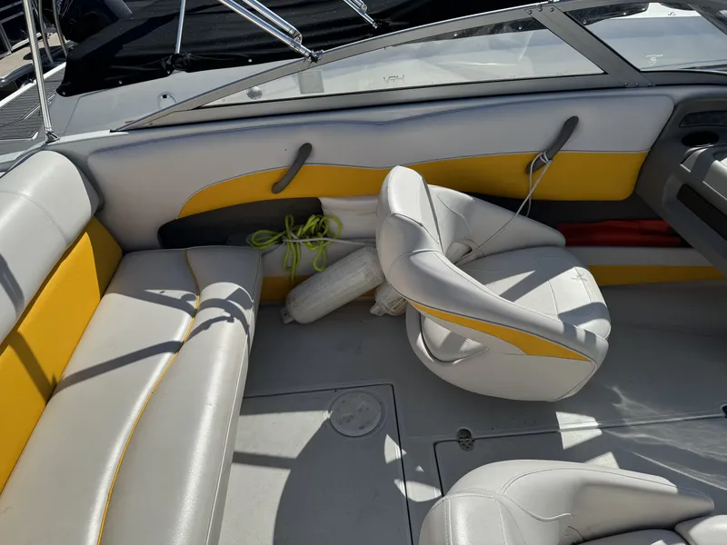 Slide: The Image of Crownline Boats 19SS 2015 - 11