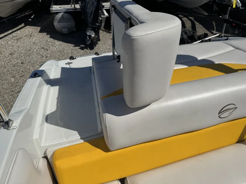 Slide: The Image of Crownline Boats 19SS 2015 - 13