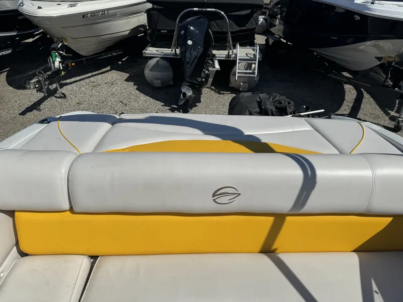 Slide: The Image of Crownline Boats 19SS 2015 - 14