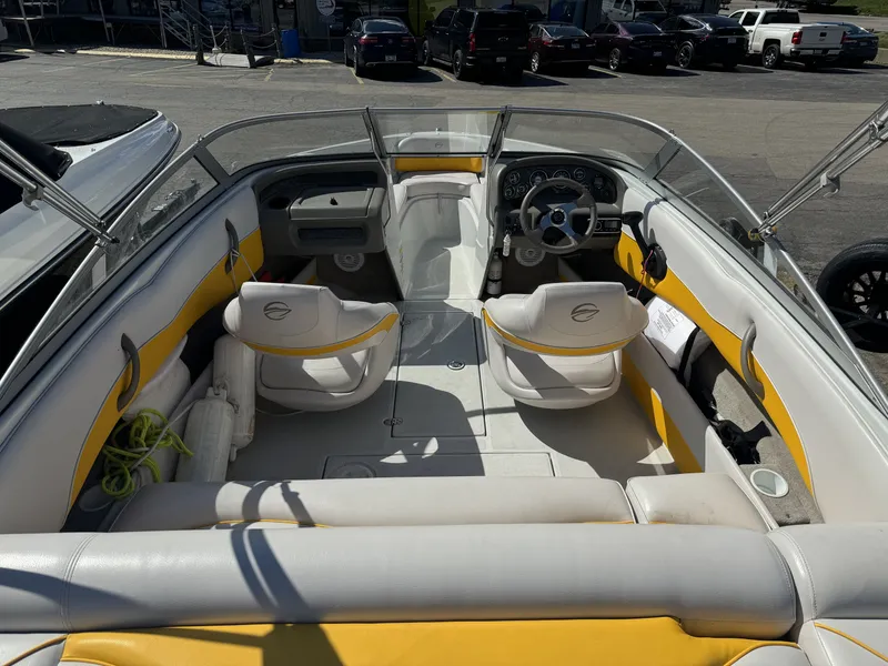 Slide: The Image of Crownline Boats 19SS 2015 - 15