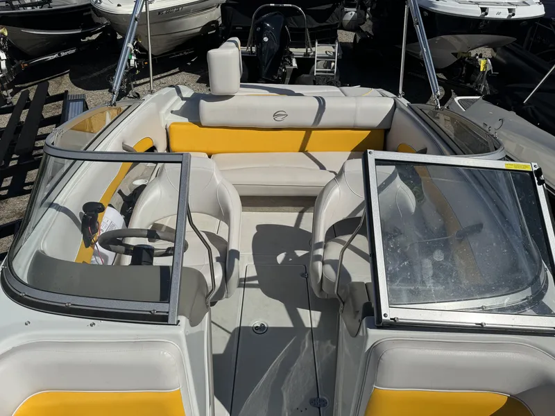 Slide: The Image of Crownline Boats 19SS 2015 - 5