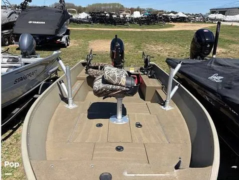 Slide: The Image of G3 Outfitter V150T 2016 - 16240824