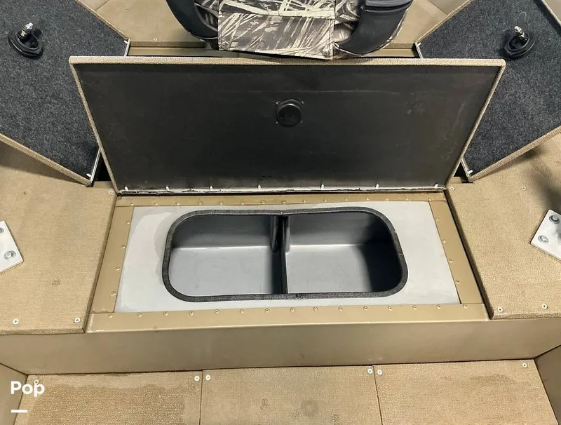 Slide: The Image of G3 Outfitter V150T 2016 - 16240819