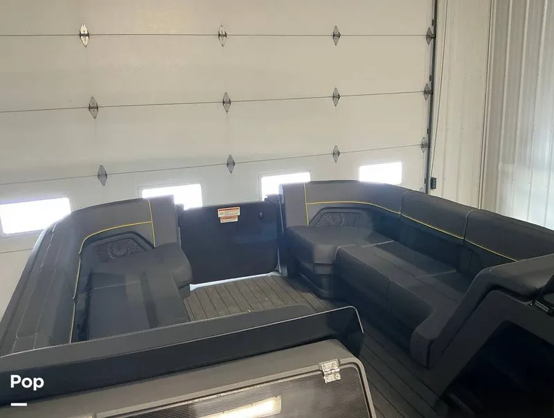 Slide: The Image of Manitou Explore 24 Switchback 2023 - 16255490