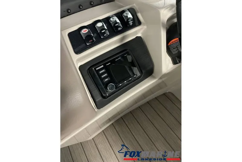 Slide: The Image of Bennington 23 GL 2019 - 16284427