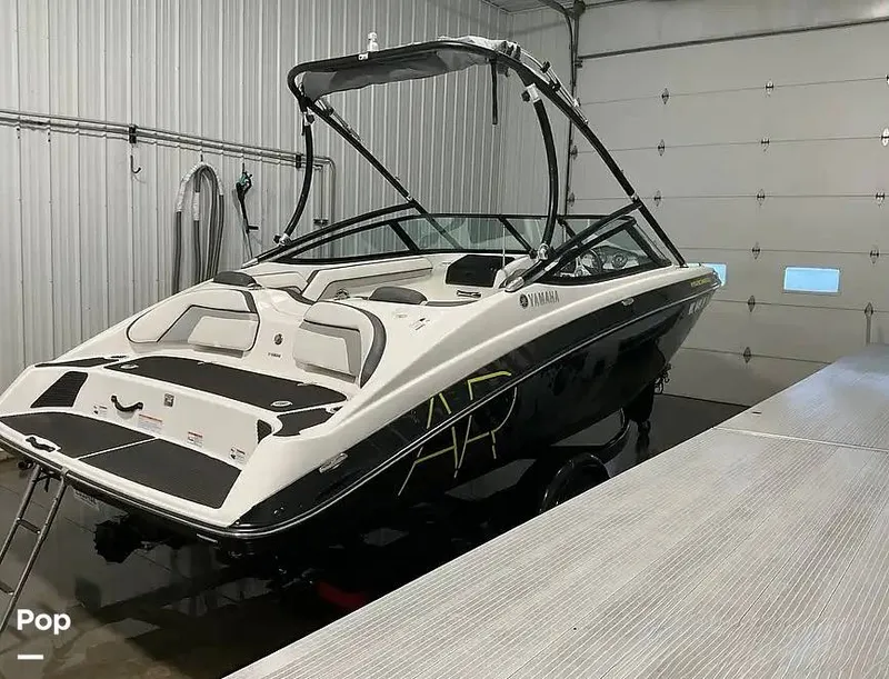 The Image of Yamaha AR 192 2015 - 16255604