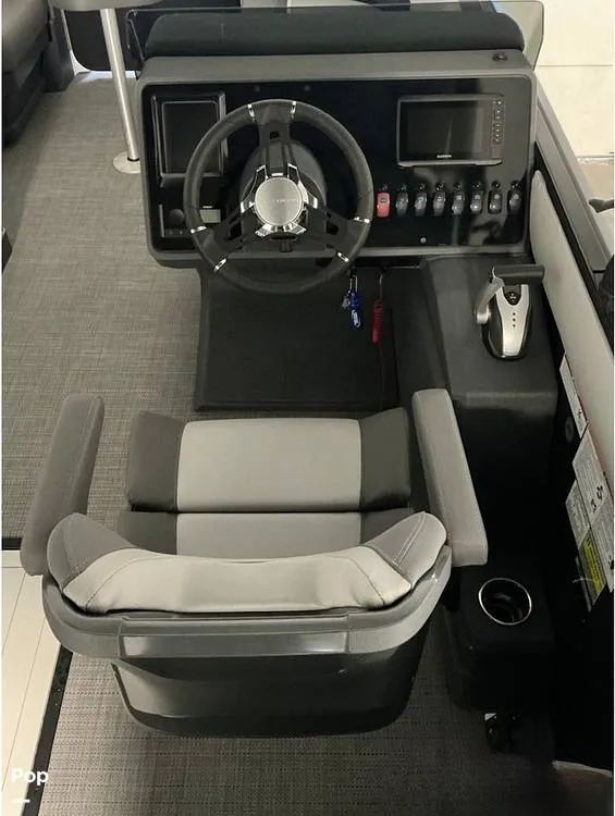 Slide: The Image of Manitou Cruise 22 SB 2024 - 16255595