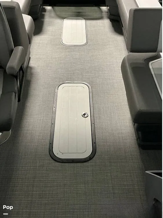 Slide: The Image of Manitou Cruise 22 SB 2024 - 16255596