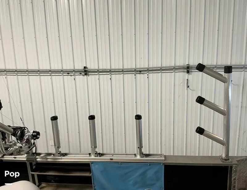 Slide: The Image of Angler Pro Troll 820 2017 - 16255742