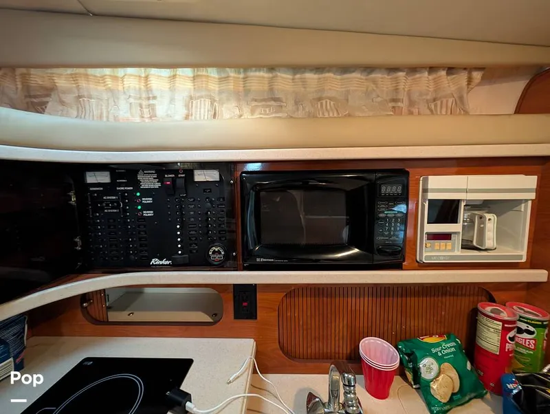 Slide: The Image of Rinker 342 Fiesta Vee 2003 - 16275706