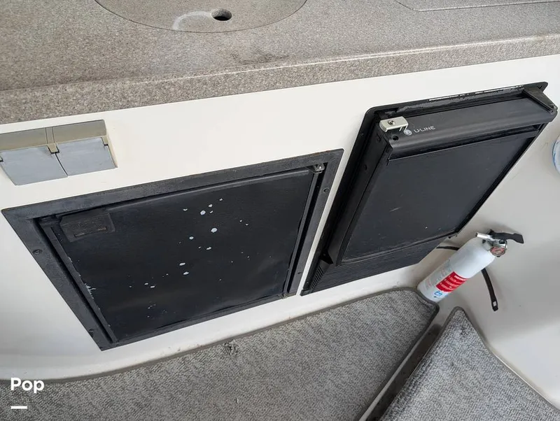 Slide: The Image of Rinker 342 Fiesta Vee 2003 - 16275672