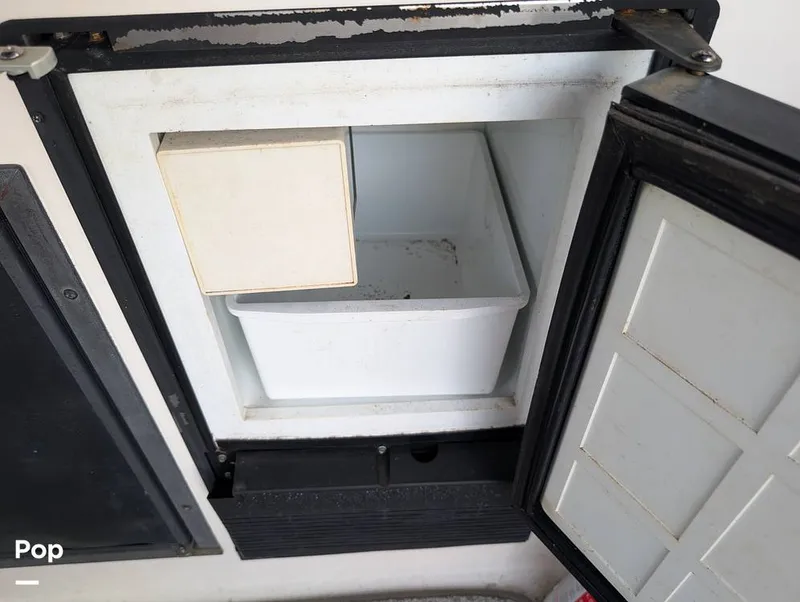 Slide: The Image of Rinker 342 Fiesta Vee 2003 - 16275670