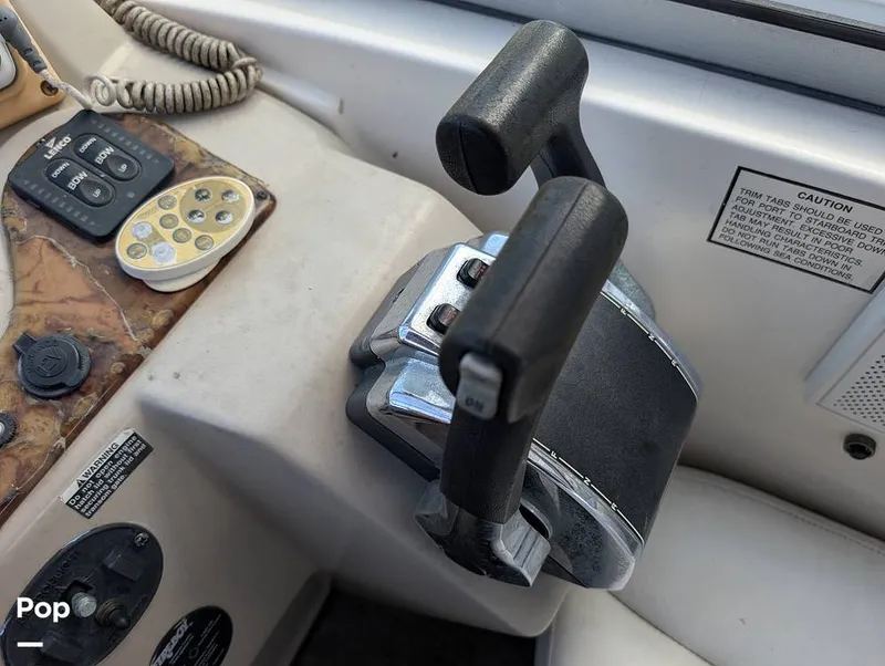 Slide: The Image of Rinker 342 Fiesta Vee 2003 - 16275690