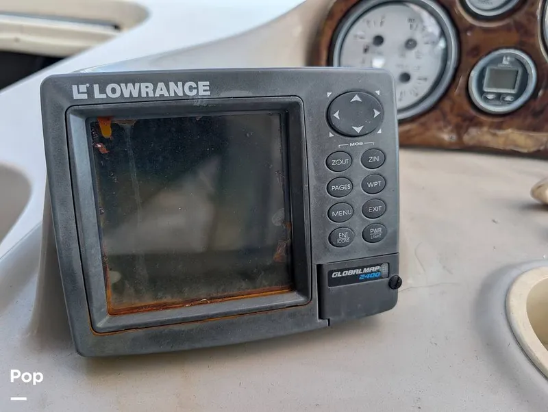 Slide: The Image of Rinker 342 Fiesta Vee 2003 - 16275695