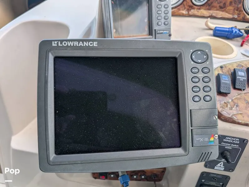 Slide: The Image of Rinker 342 Fiesta Vee 2003 - 16275696