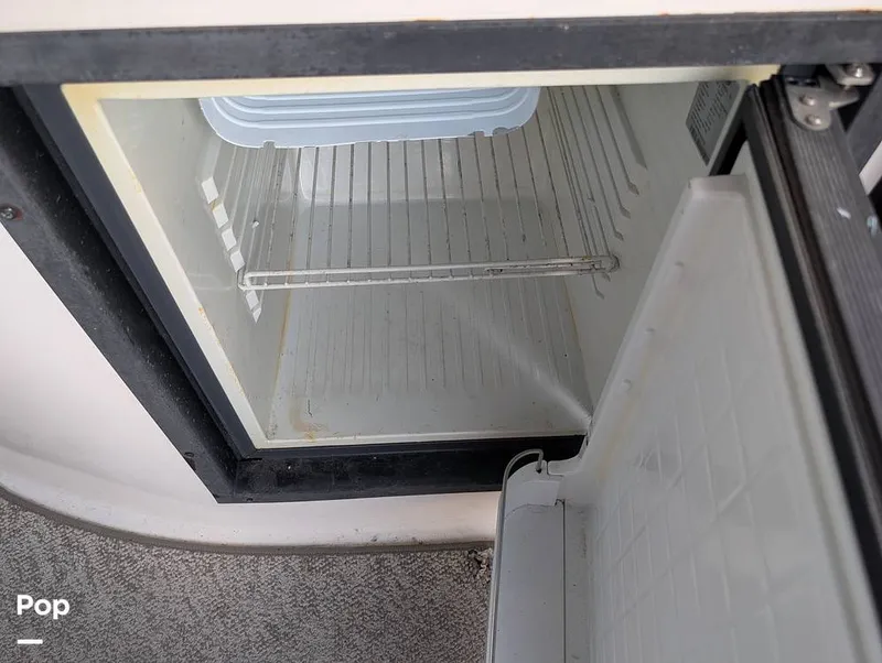 Slide: The Image of Rinker 342 Fiesta Vee 2003 - 16275671