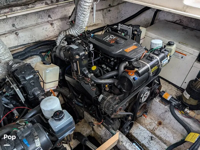 Slide: The Image of Rinker 342 Fiesta Vee 2003 - 16275487