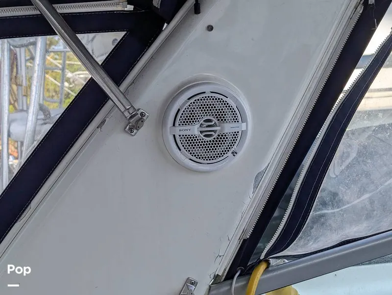 Slide: The Image of Rinker 342 Fiesta Vee 2003 - 16275489