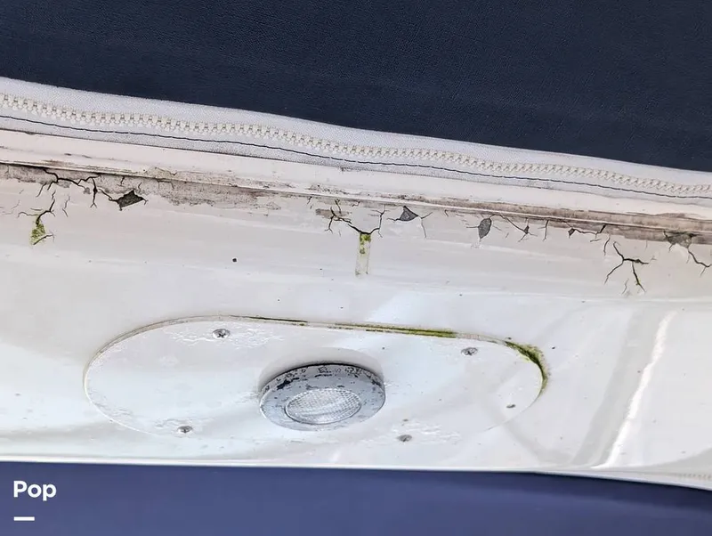 Slide: The Image of Rinker 342 Fiesta Vee 2003 - 16275491