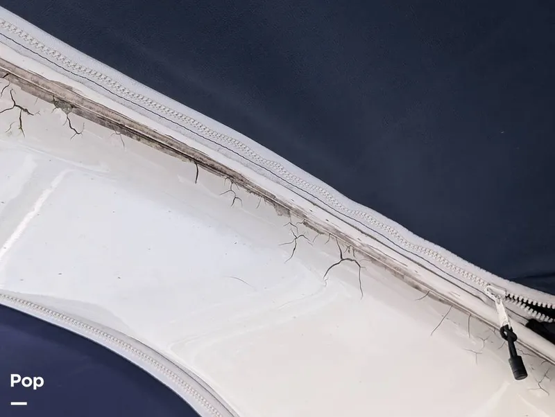 Slide: The Image of Rinker 342 Fiesta Vee 2003 - 16275492