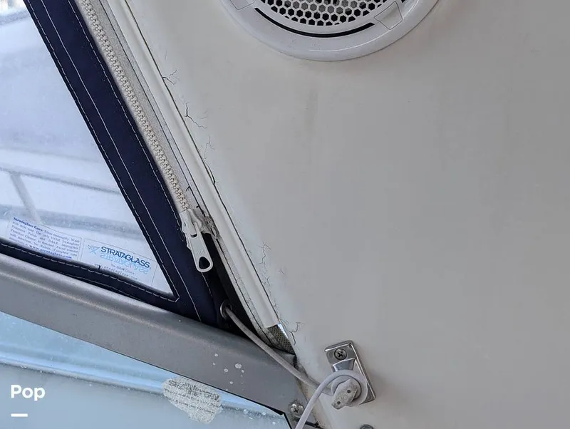 Slide: The Image of Rinker 342 Fiesta Vee 2003 - 16275493