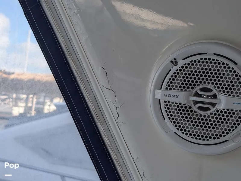 Slide: The Image of Rinker 342 Fiesta Vee 2003 - 16275494