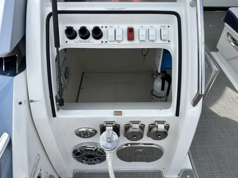 Slide: The Image of Formula 380SSC 2021 - 16
