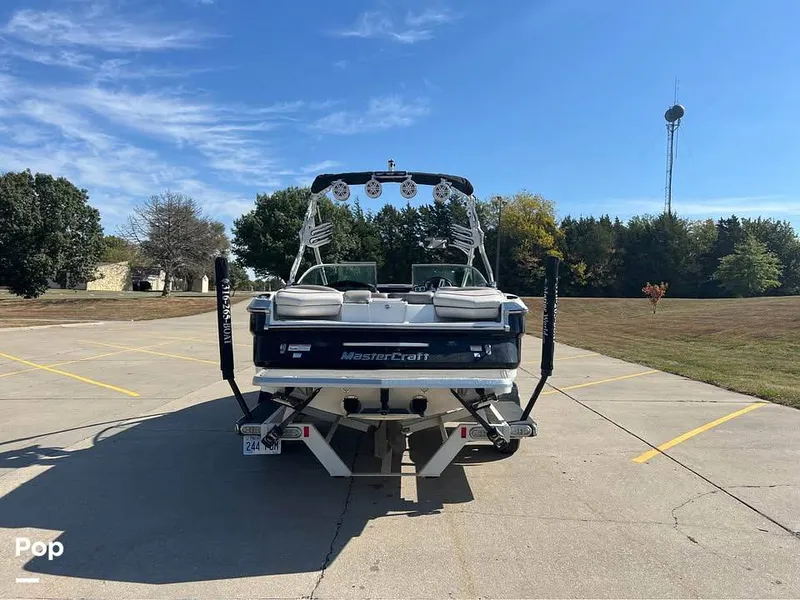 Slide: The Image of Mastercraft x-25 2011 - 16258698