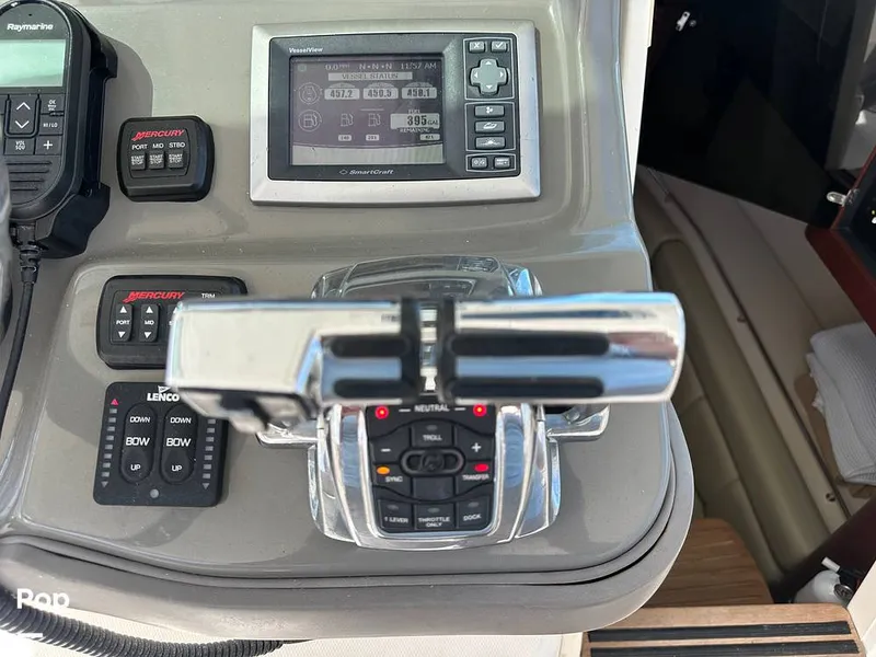 Slide: The Image of Boston Whaler 345 Conquest Open 2011 - 16271051