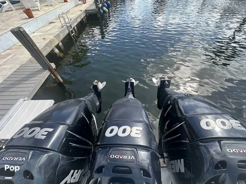 Slide: The Image of Boston Whaler 345 Conquest Open 2011 - 16270888