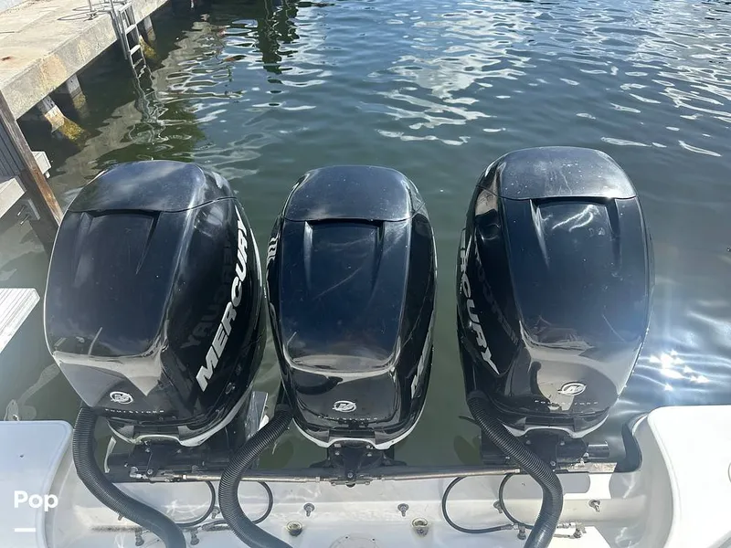 Slide: The Image of Boston Whaler 345 Conquest Open 2011 - 16270890